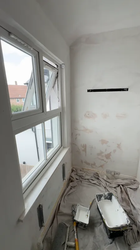 Filling and sanding the walls