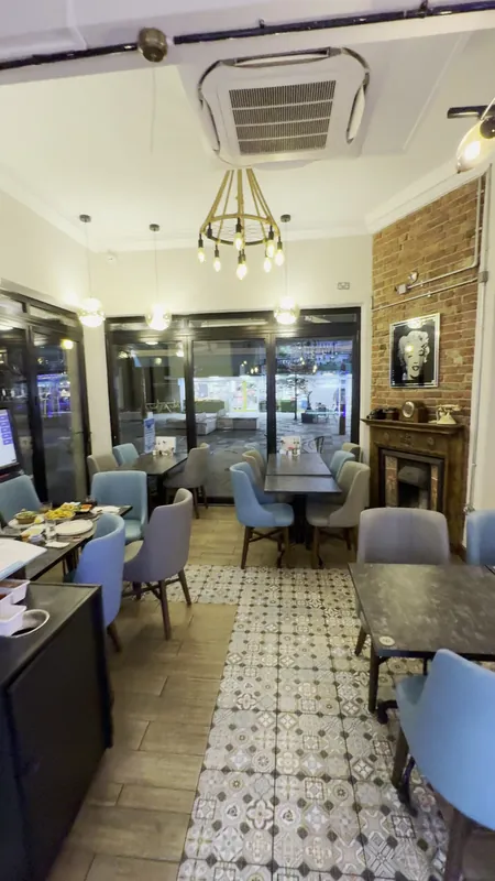Mayya Bistro & Café — Waltham Cross