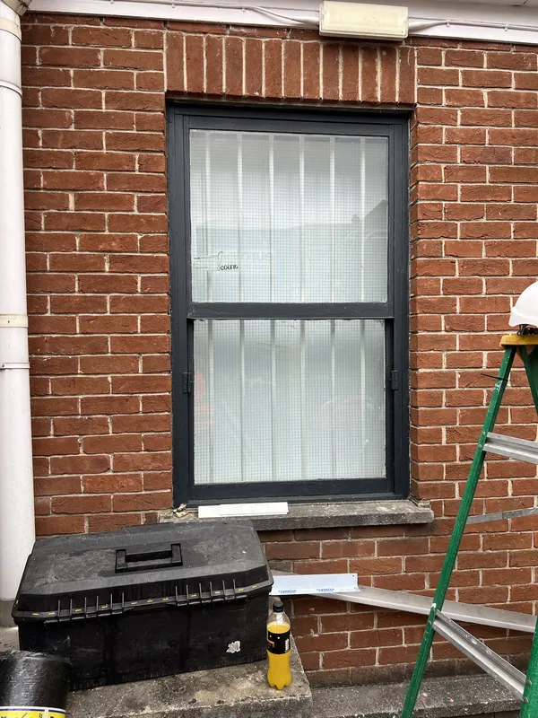 Rear window frame freshly painted