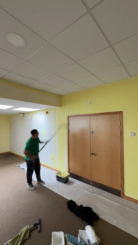Rolling the lounge walls