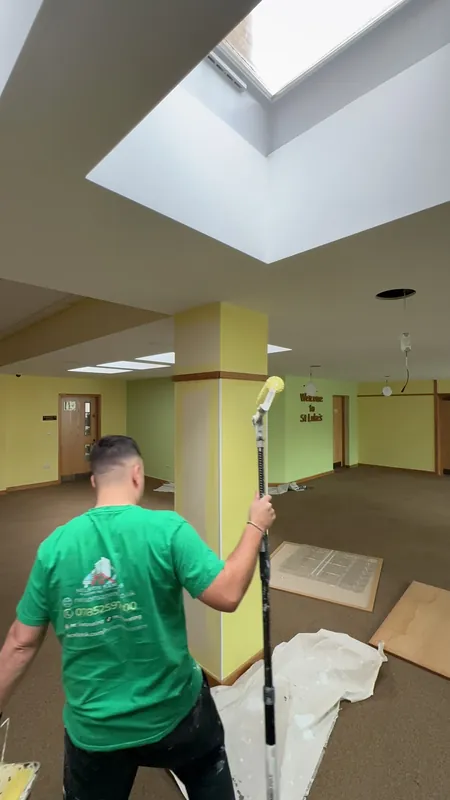 Painting the pillars