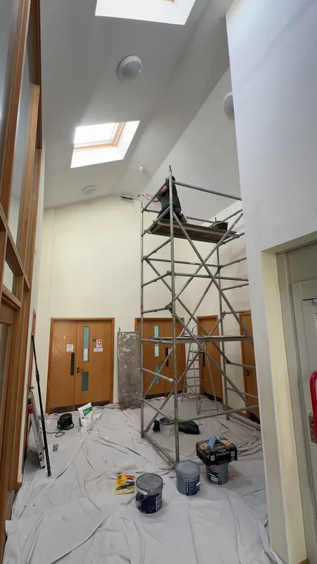 Mobile tower up for the high stairwell
